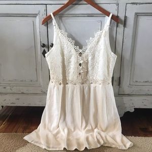 New Cream Crochet Lace Layering Tunic Top Extender